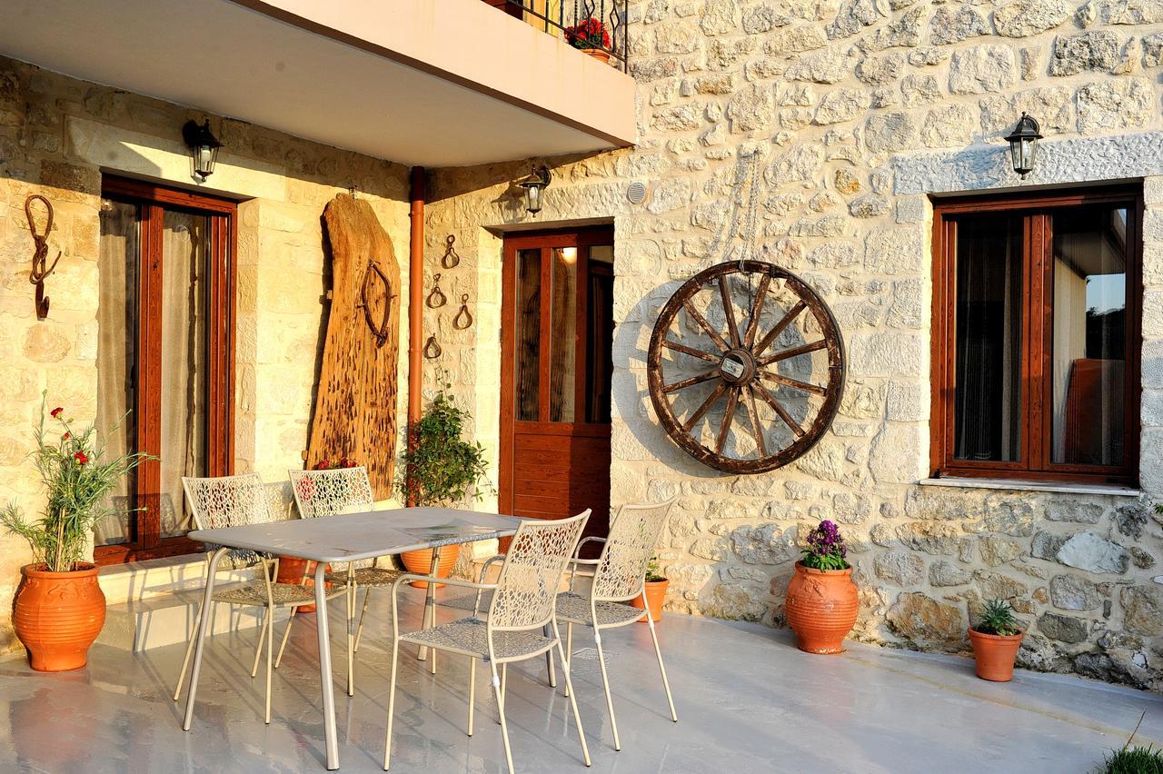 Villa Axenti Agios Thomas  Buitenkant foto
